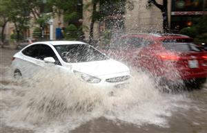 8 điều cần làm ngay khi xe ô tô bị ngập nước